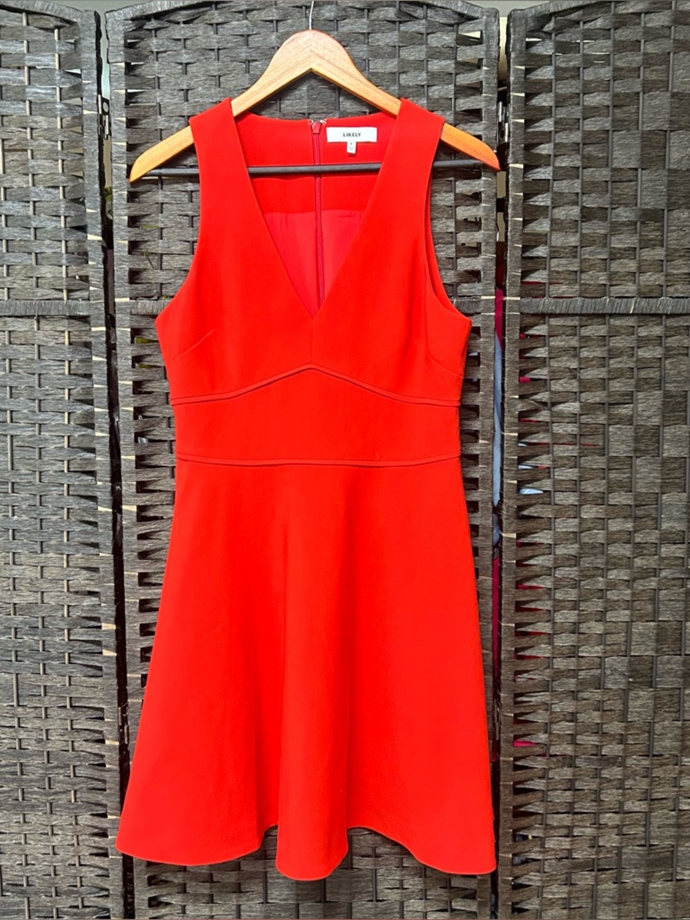 Likely Anthropologie vneck dress size 8 red fit and flare zips in the back